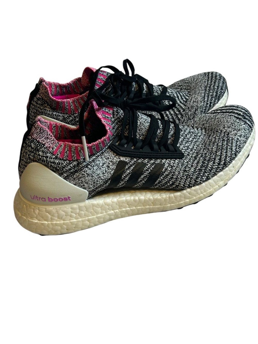 Adidas Ultraboost Women’s 8.5 Pink Ribbon Breast Cancer Running Shoes